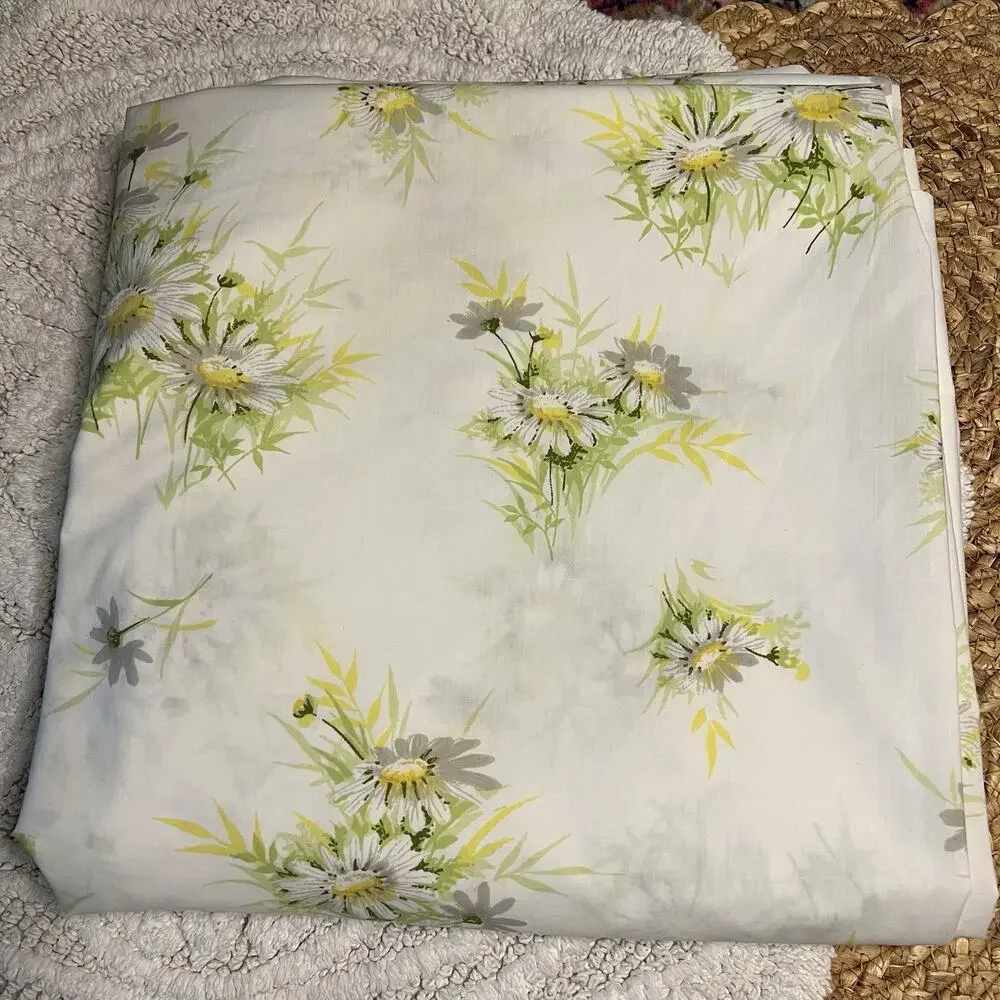 Vintage King Flat Bed Sheet Daisy Flowers Daisies Floral Fabric Yellow Green
